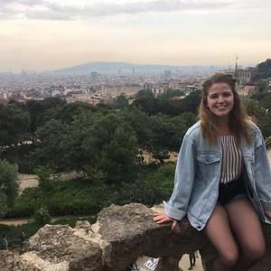 Meet your Posher, Laura